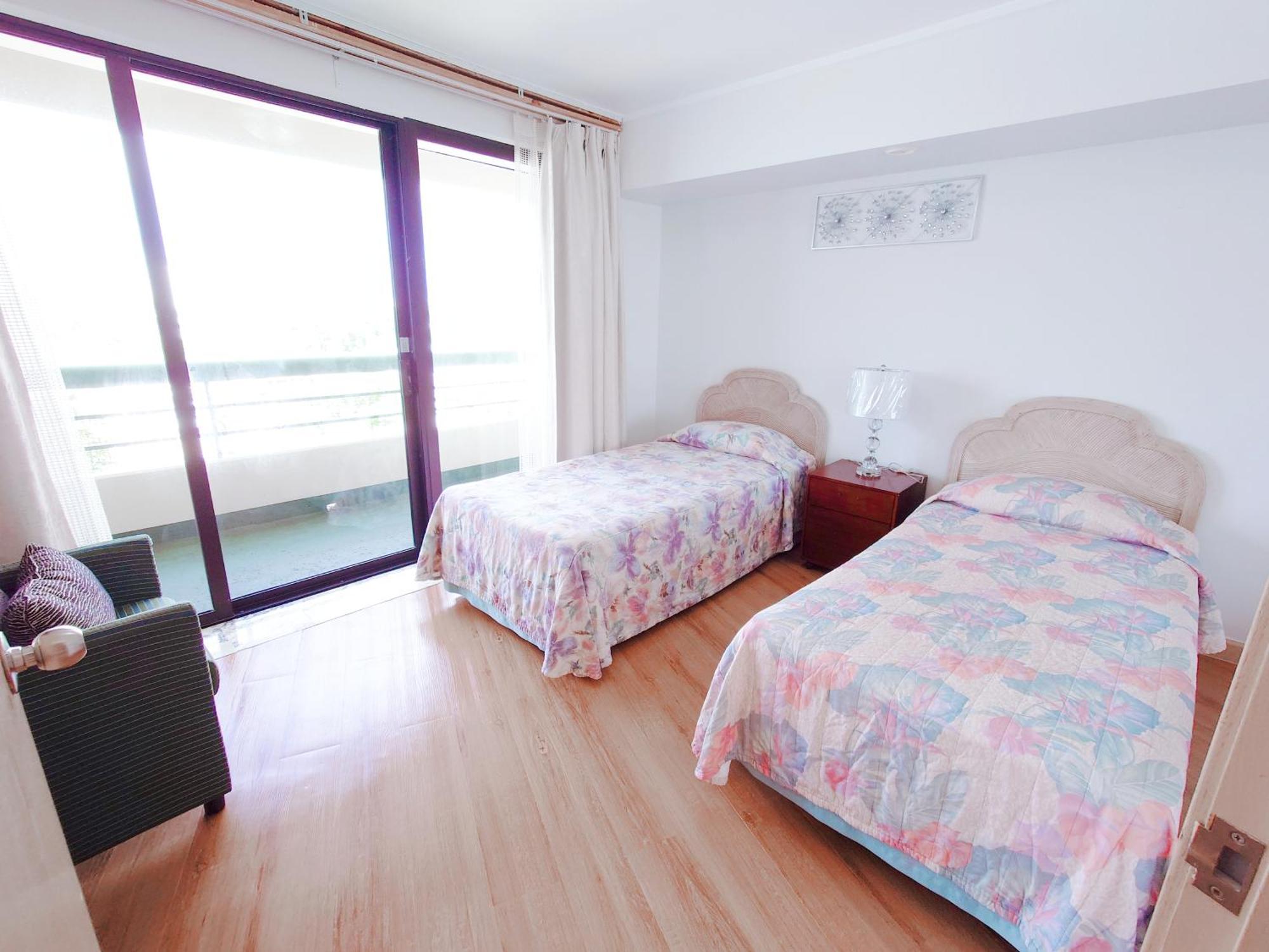 Alupang Beach Tower, Upgraded Units Hotel ตามูนิง ภายนอก รูปภาพ